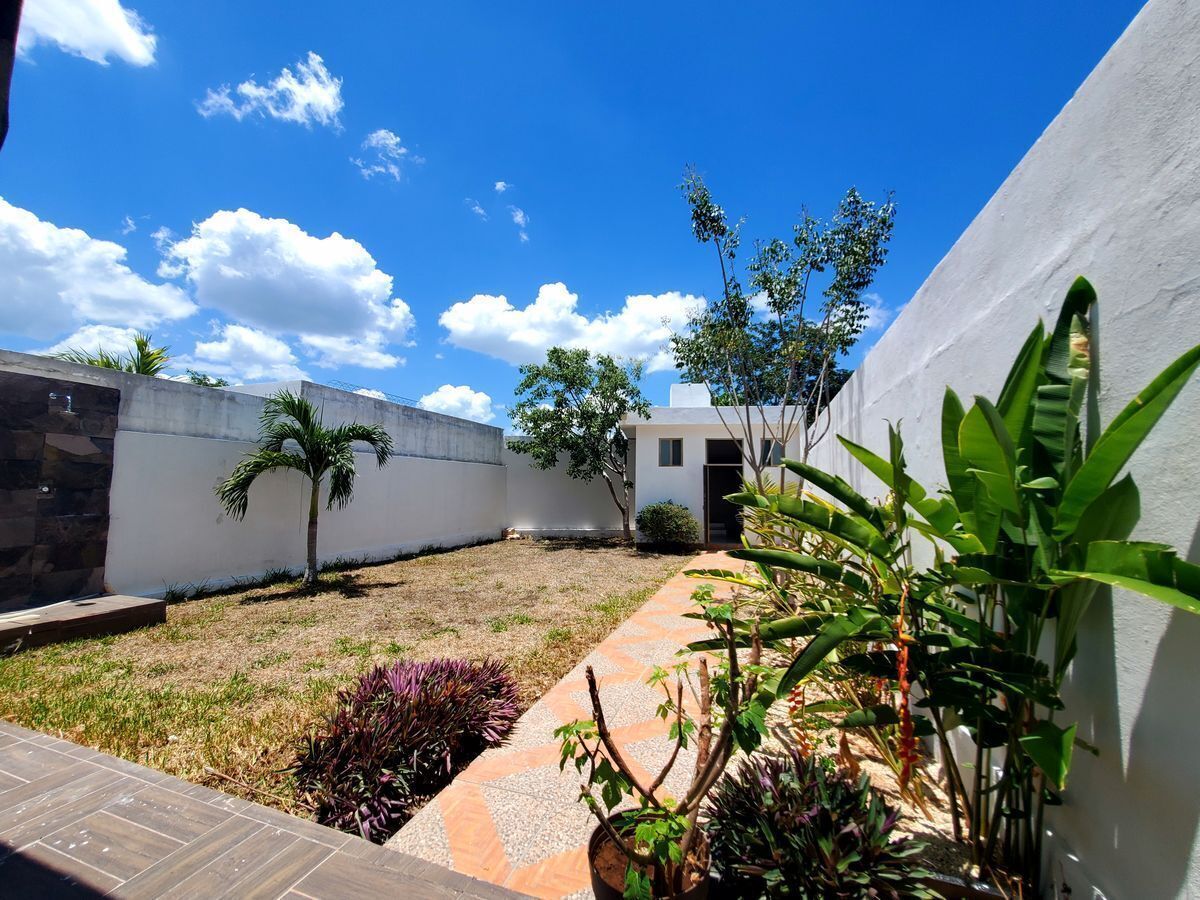 8 de 22: Jardin 