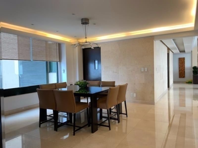 Vertice, Avenida Club de Golf Lomas, 002, Lomas Country Club, 52779 con 2 Recámaras, 2 Baños, 290 Metros Cuadrados y 3 Puestos de Estacionamiento