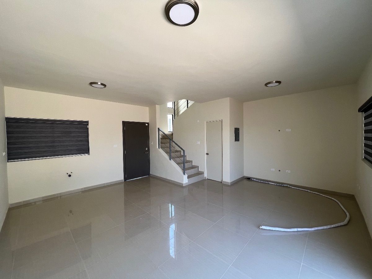 House in Privadas Campestre, Mexicali, photo 3 of 26