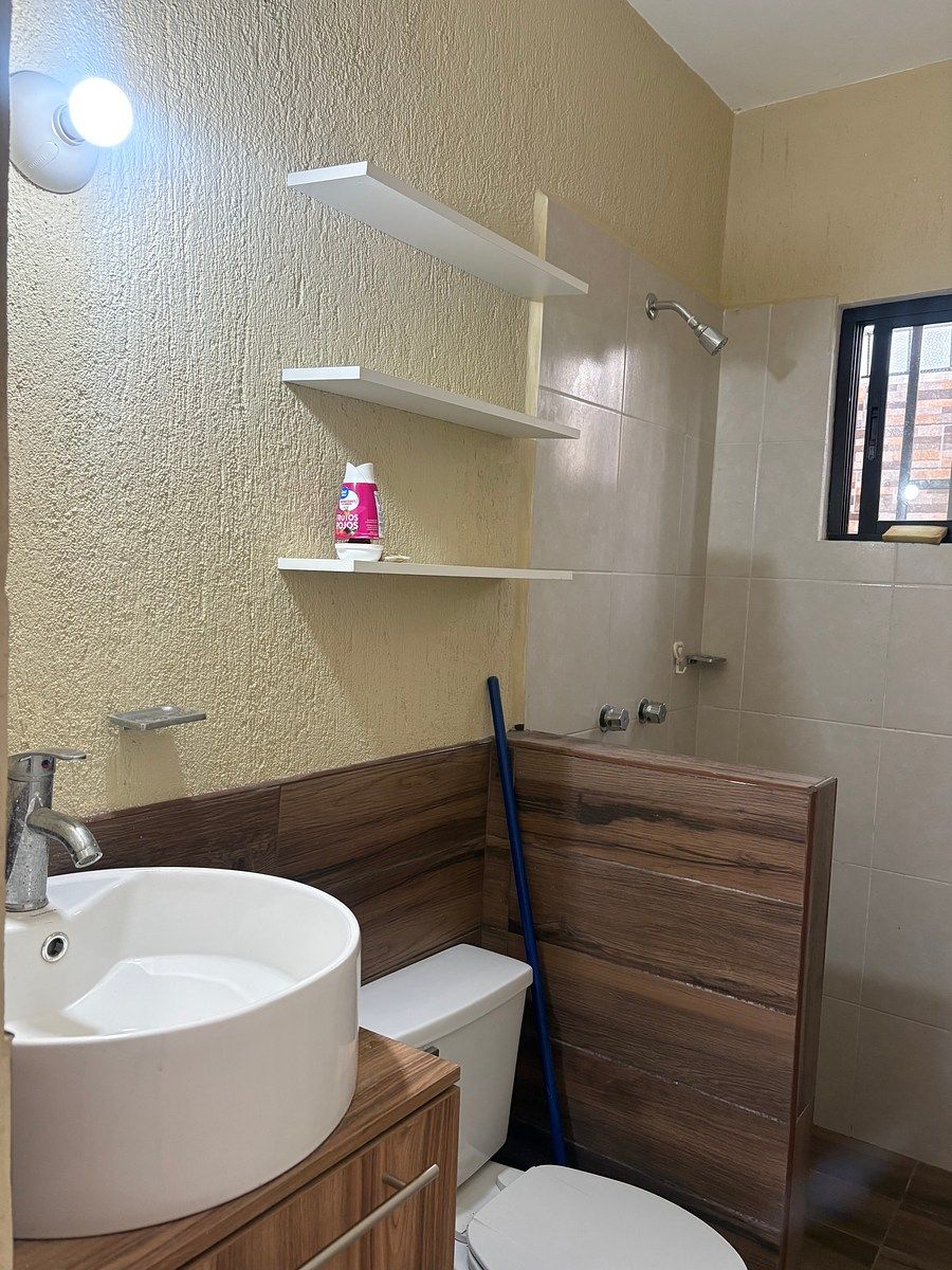 Baño completo, foto 8 de 33