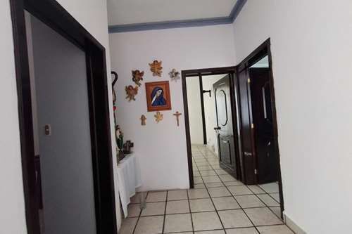 4 de 18