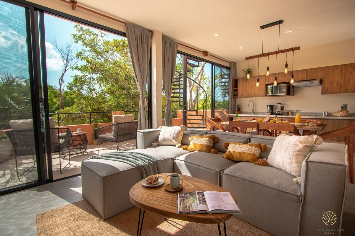 1 de 49: Living Room and Smart TV