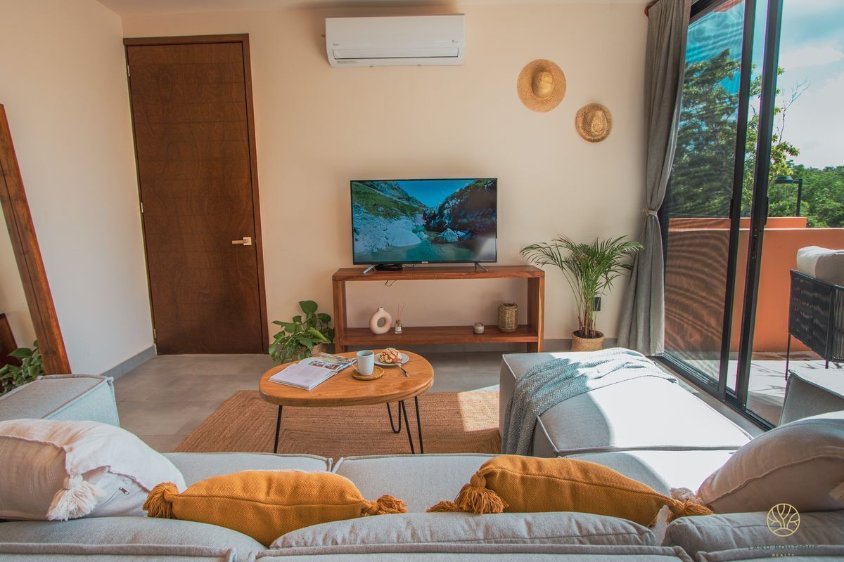 5 de 49: Living Room and Smart TV