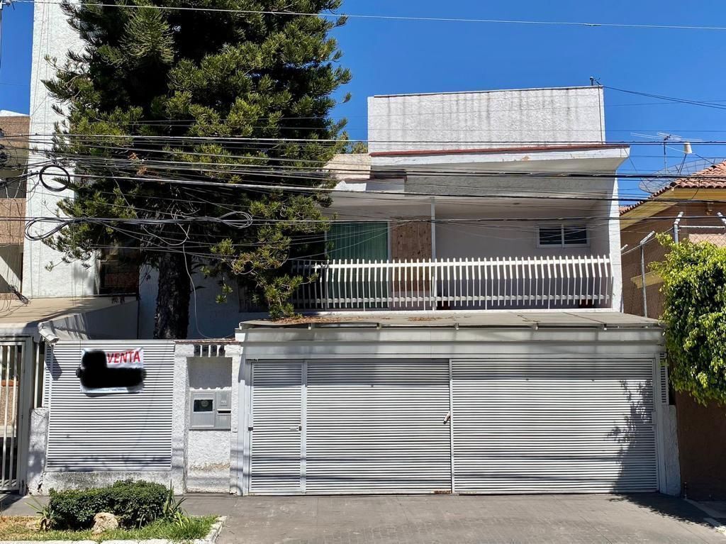 Casa en venta en Coras, Rinconada santa rita, Guadalajara, Jalisco - Casas  y Terrenos