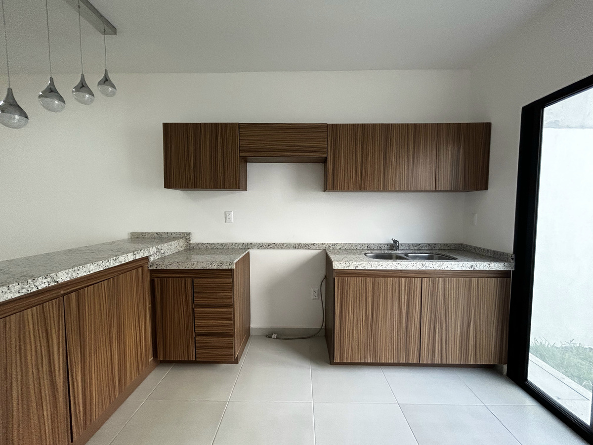 cocina integral forrada en granito de primera calidad