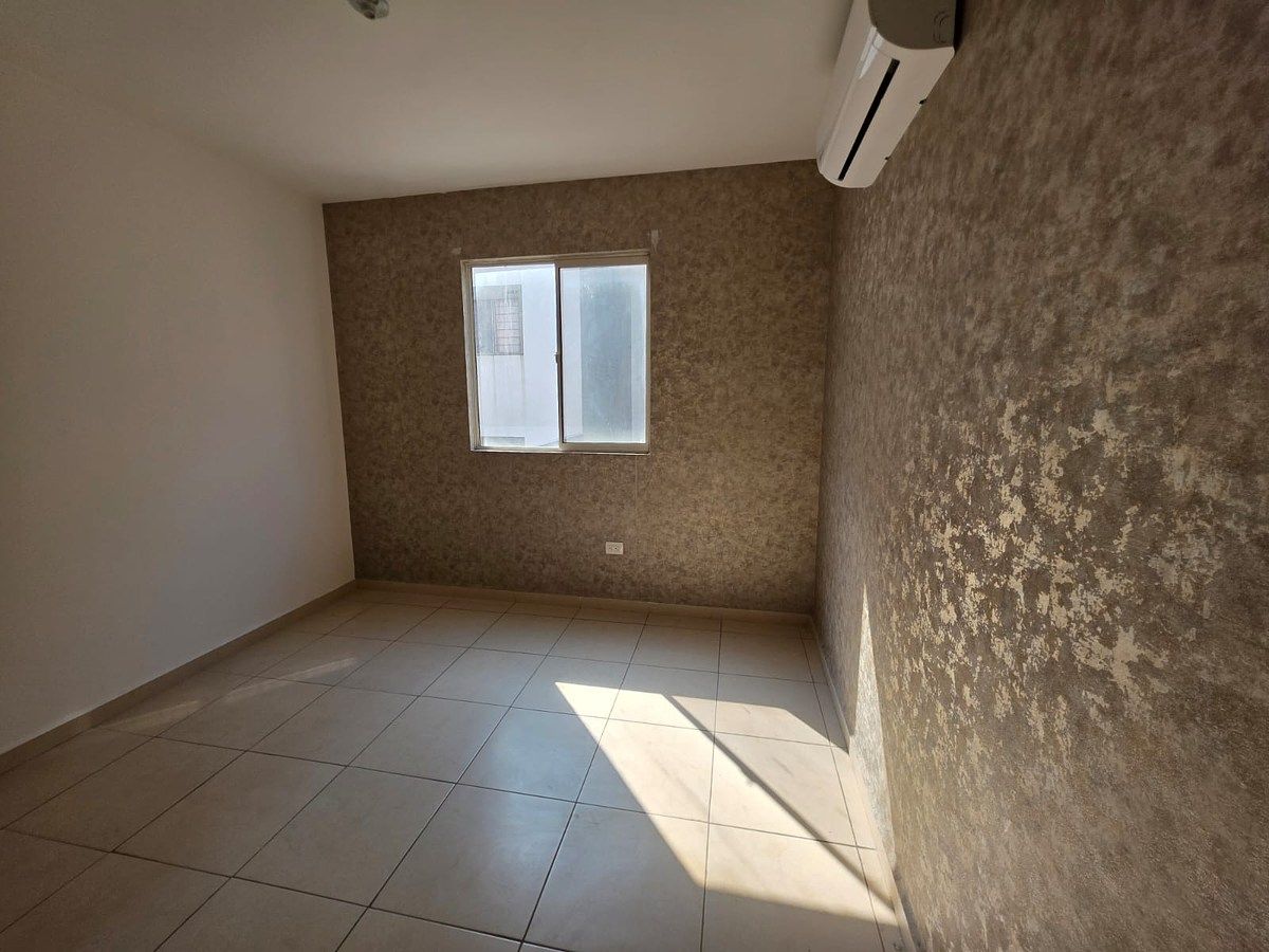 37 of 49: REC SECUNDARIA #1 CON CLOSET, CLIMA Y TAPIZ