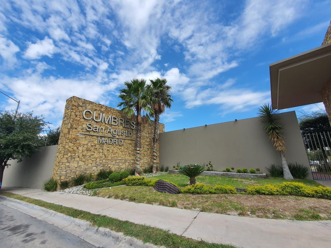 2 of 49: COLONIA PRIVADA CON CASETA DE VIGILANCIA