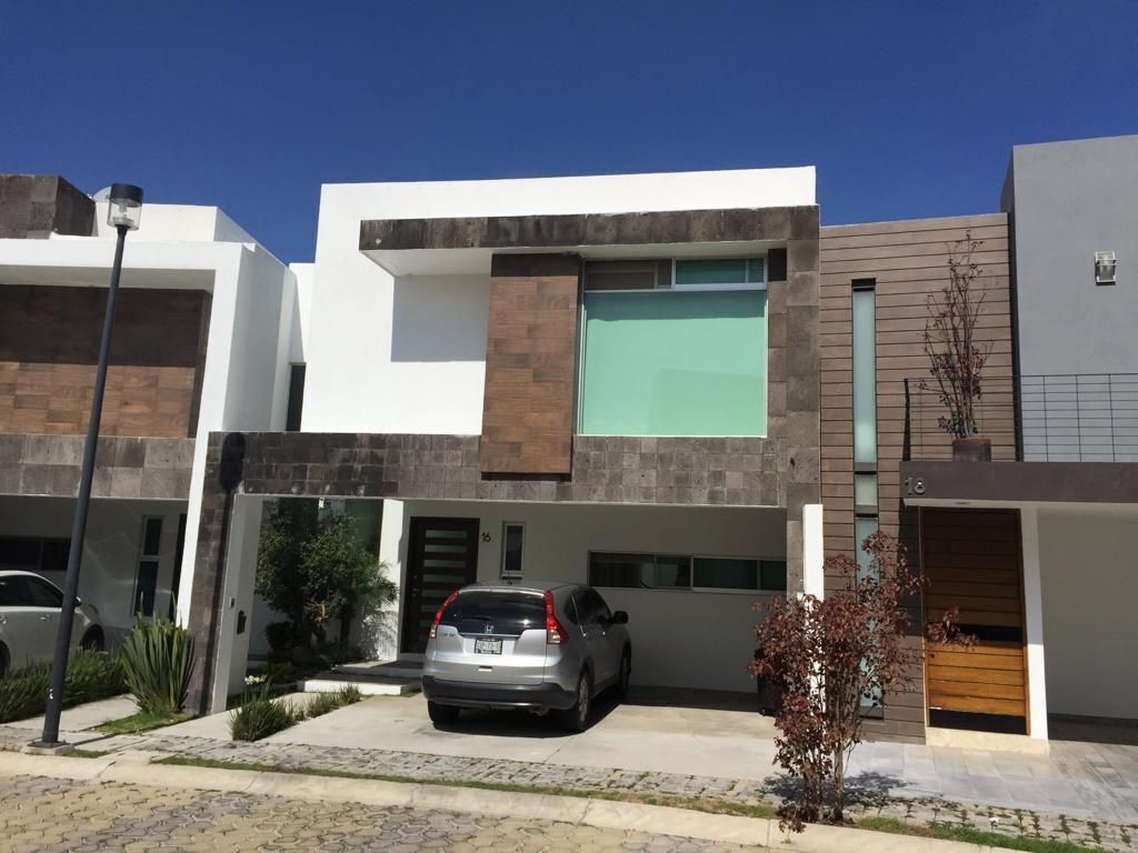 CASA EN VENTA LOMAS DE ANGELOPOLIS PARQUE CAMPECHE