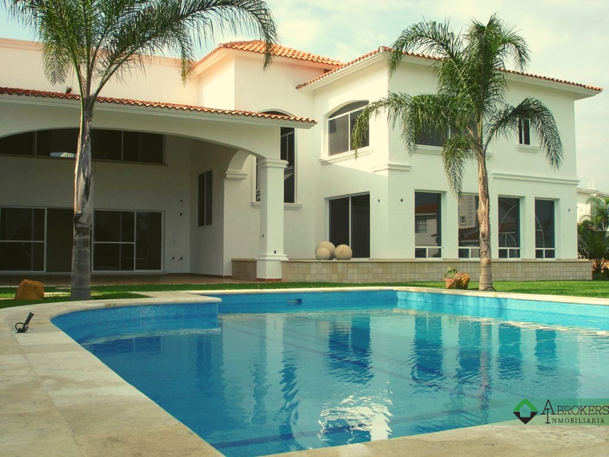 HERMOSA CASA EN VENTA EN LOMAS DE COCOYOC