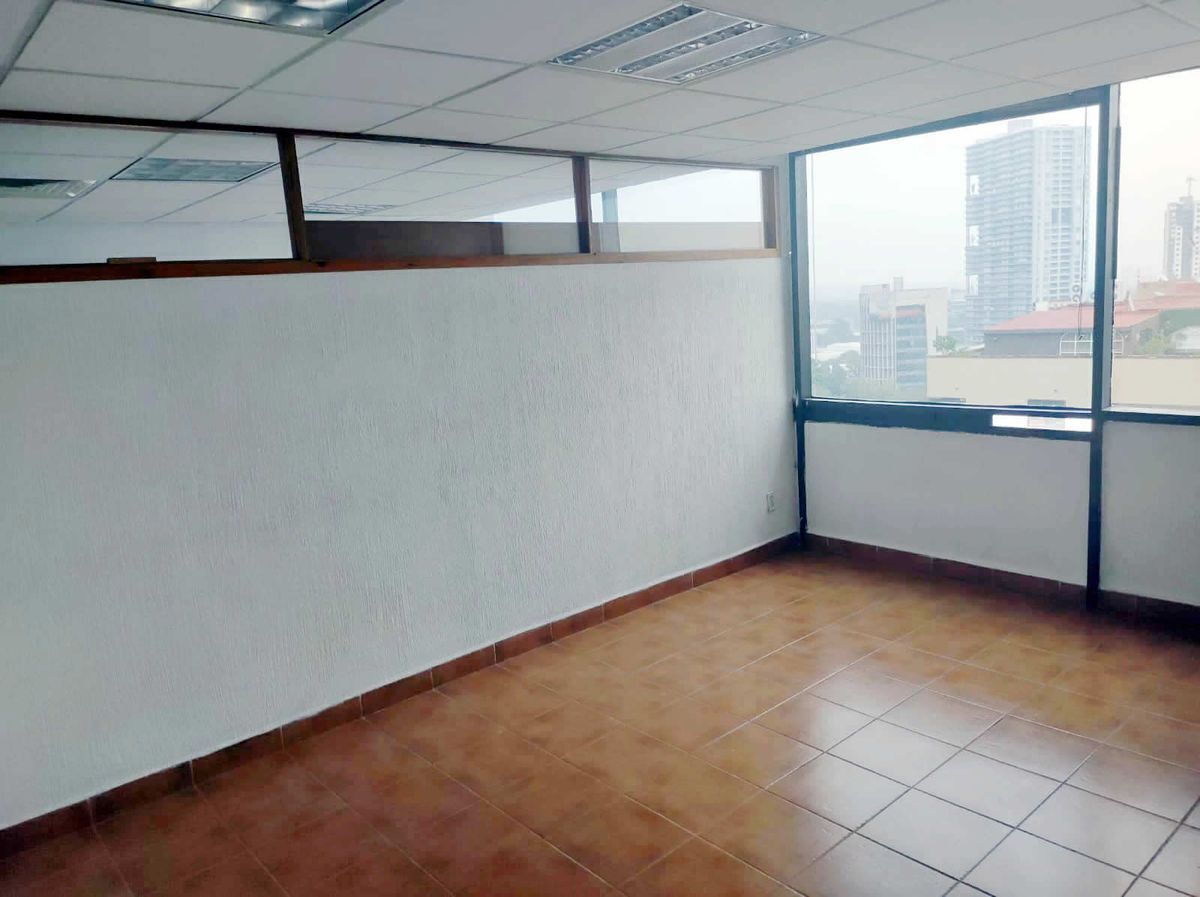 8 de 16: Oficina en Venta en Jardines en la Montaña Rayo Vende ®