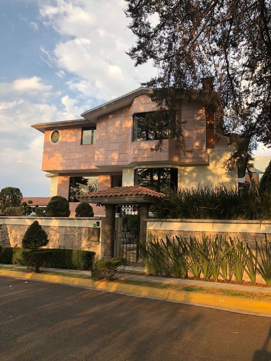 Casa en venta Lomas de Valle Escondido