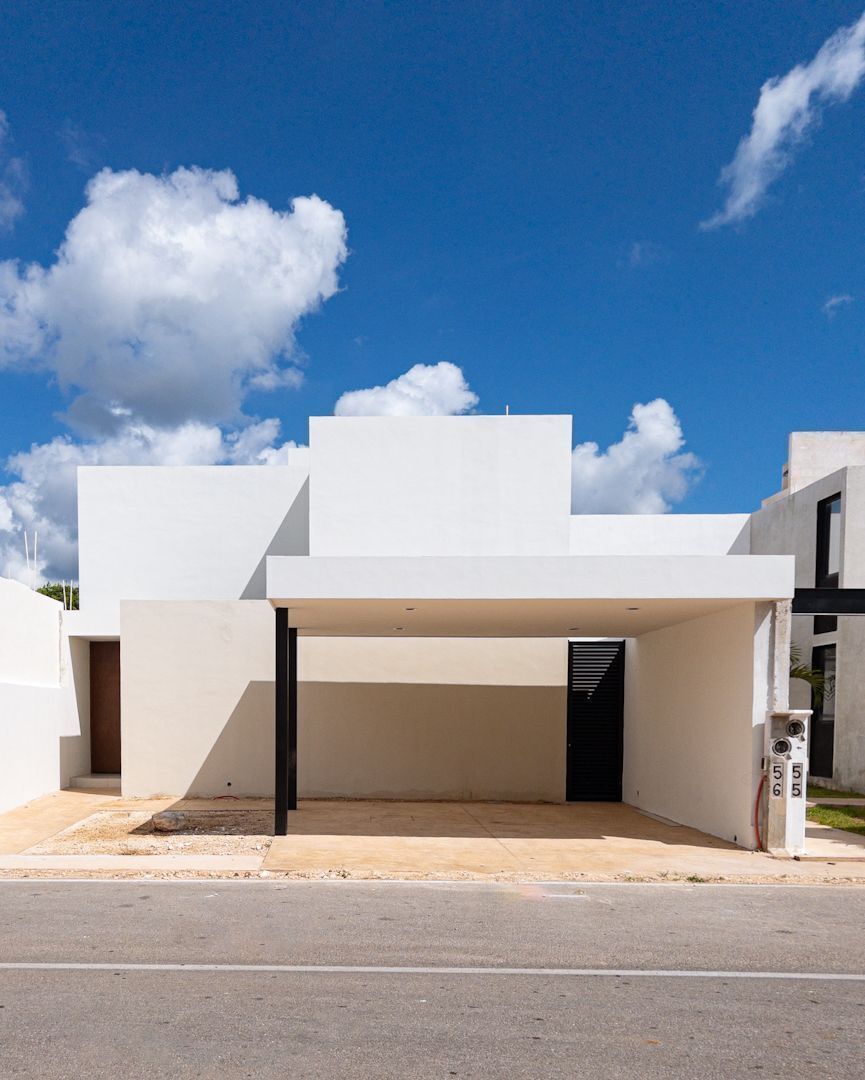 3 de 36: Fachada Principal