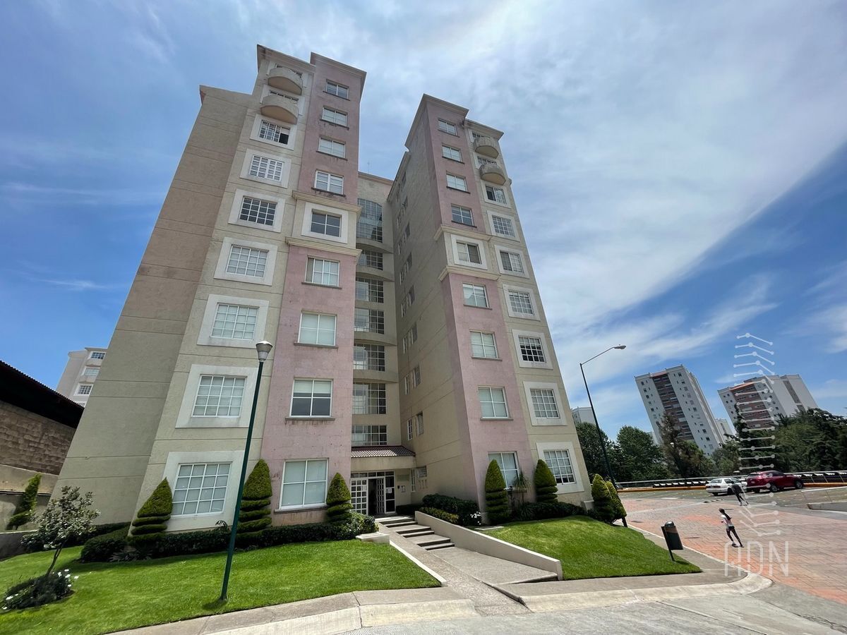 2 de 43: Fachada Torre
