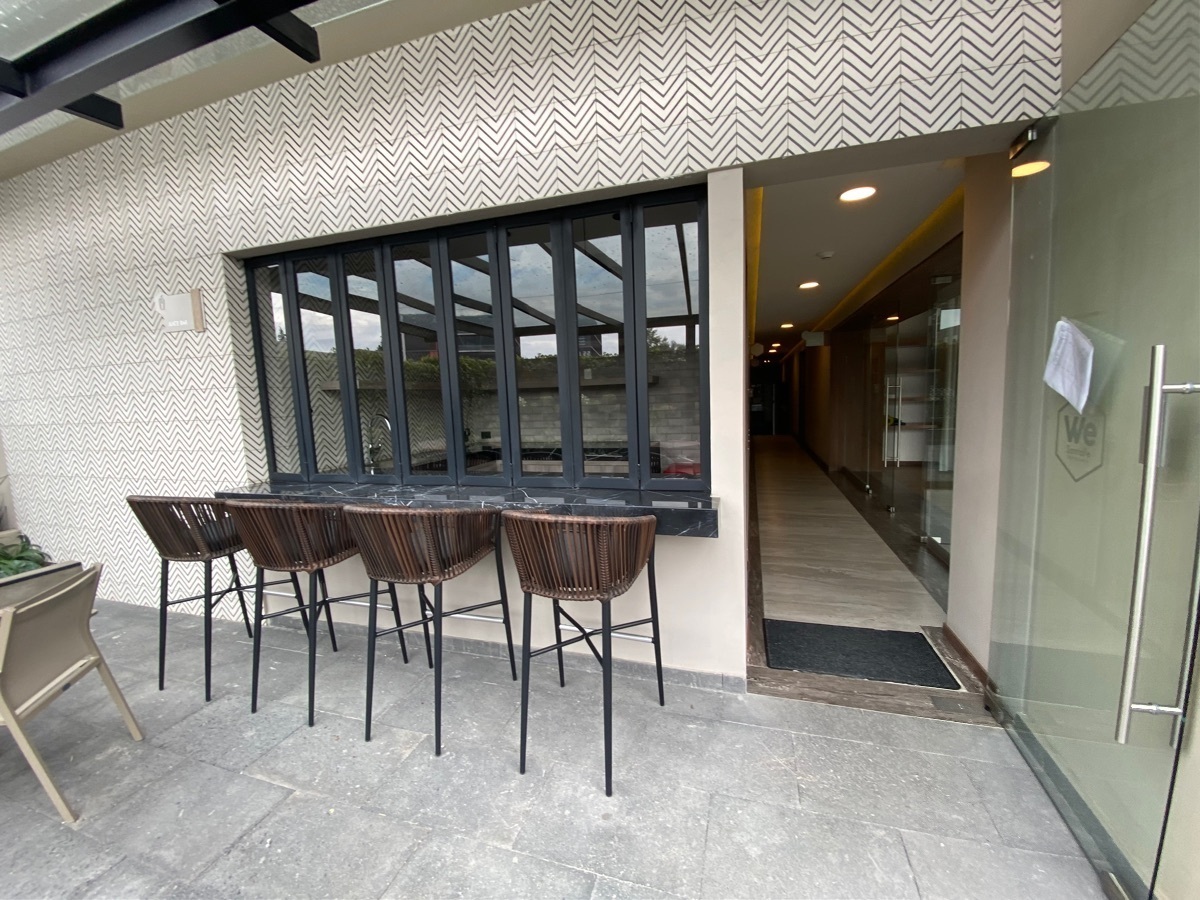 36 of 47: Bar de jugos.