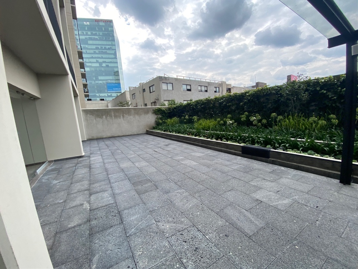 37 of 47: Espacio adicional del bar de jugos