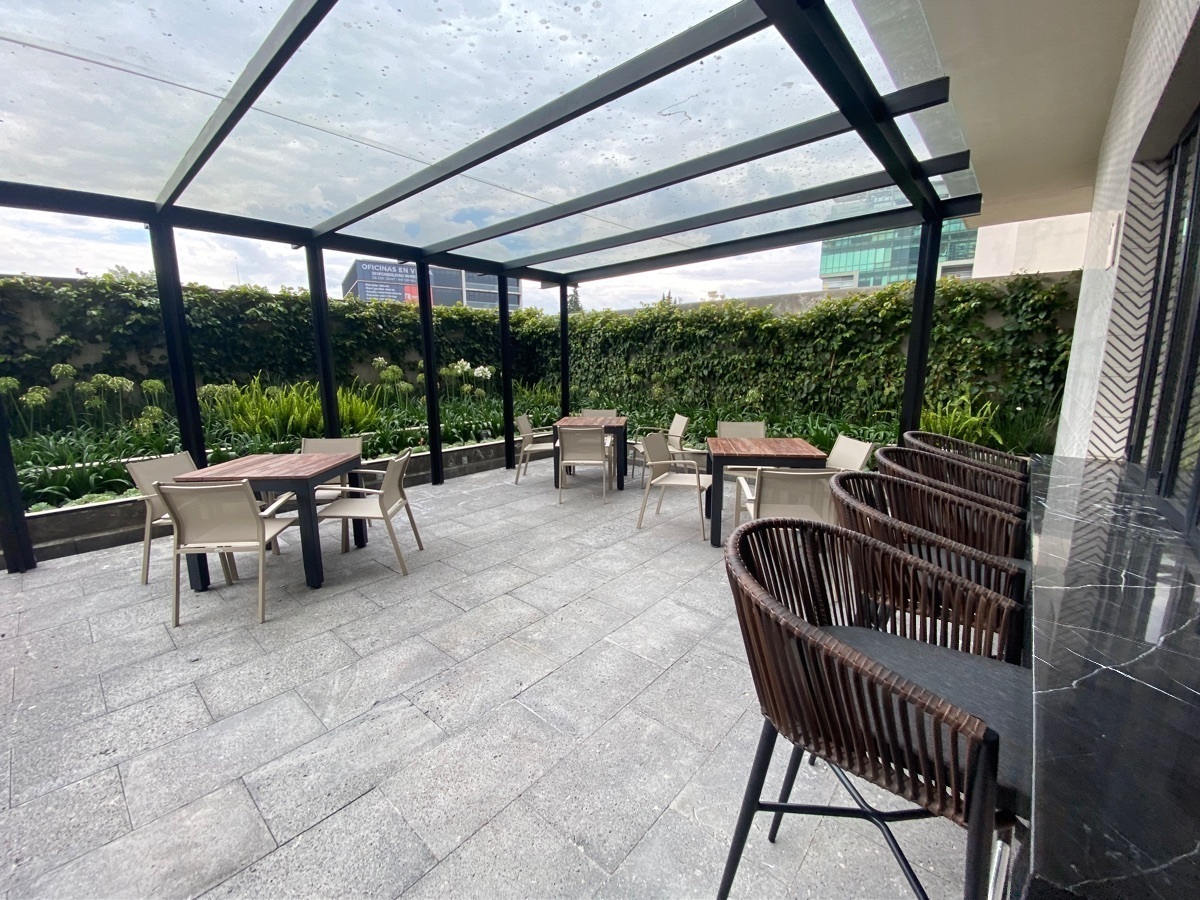 2 of 47: Bar de jugos.