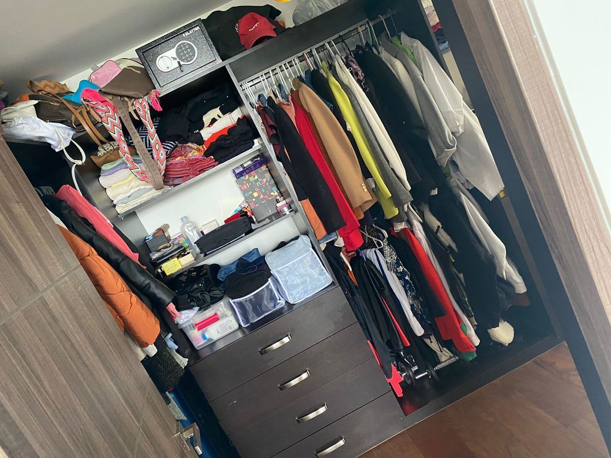 9 de 18: Vestidor Recámara principal