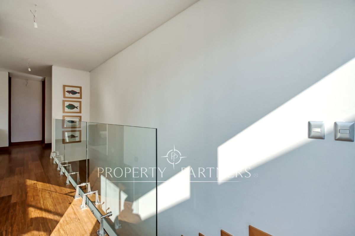 Moderna casa nueva en condominio, en el mejor sector de La Reina