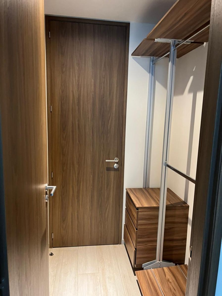4 de 13: VESTIDOR