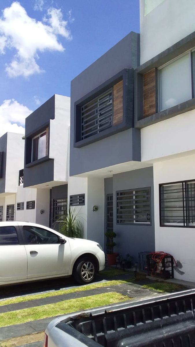 Venta de casa en Coto Privado