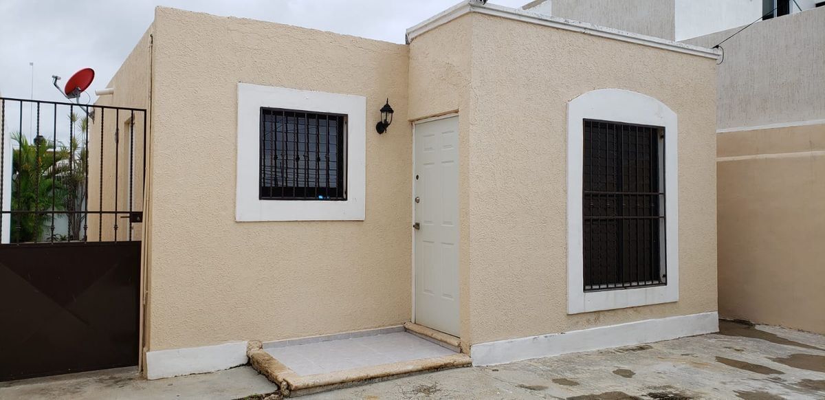 rento casa en fraccionamiento montecarlo, foto 1 de 12