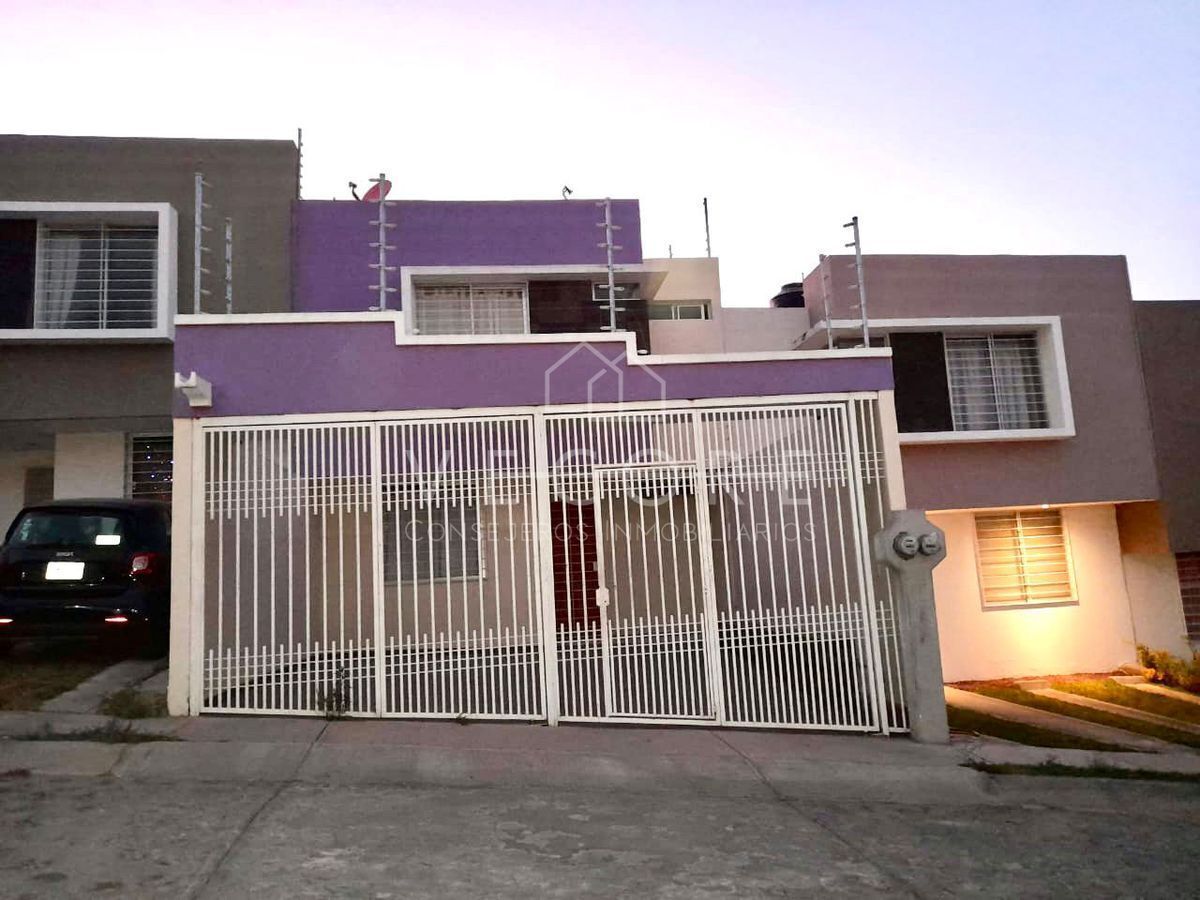 Casa en venta en Tierra,Del,Suspiro, Terralta, Tlaquepaque, Jalisco - Casas  y Terrenos