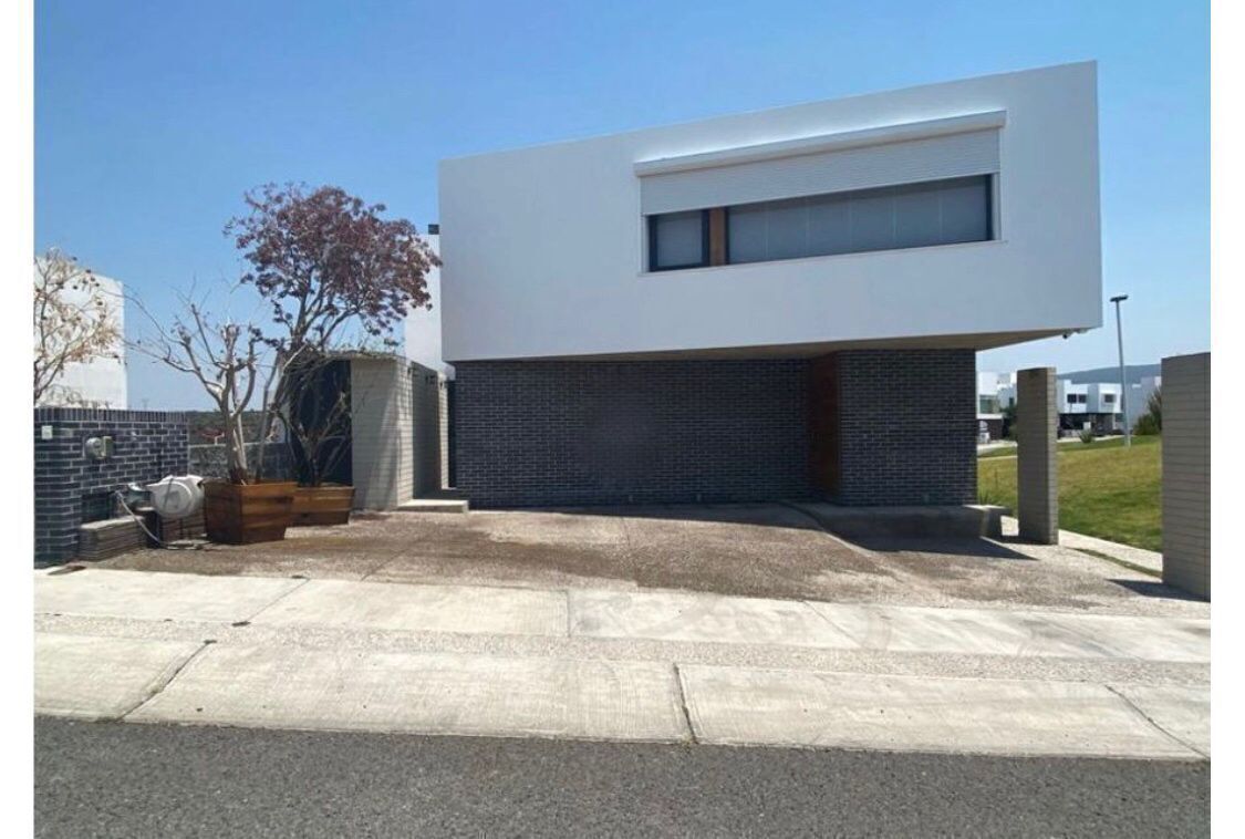 MISION SAN JERONIMO CASA EN VENTA