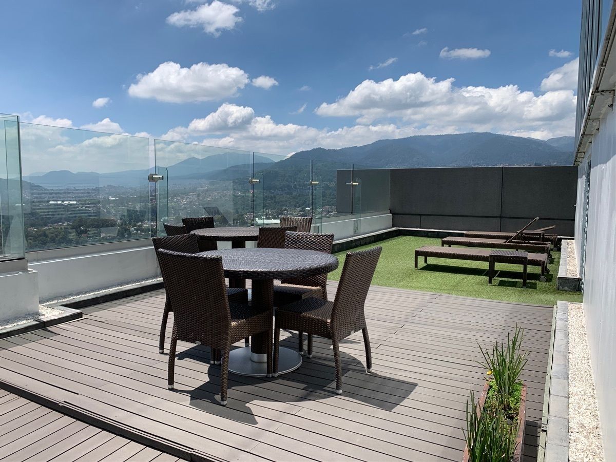 8 de 29: Terraza a lado de la alberca 