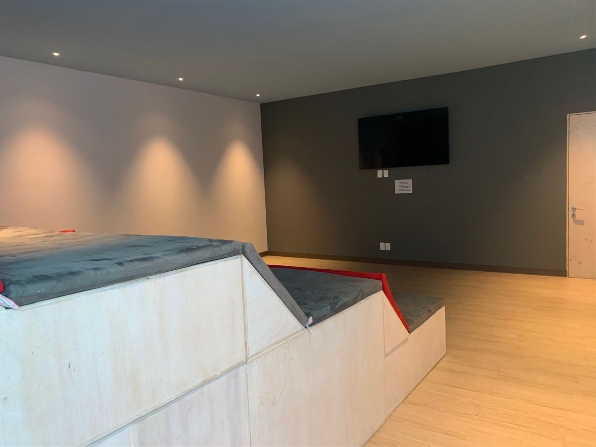 27 de 29: Pequeña área de tele 