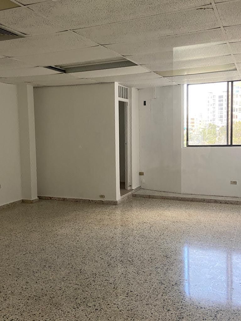 Oficina en El Vergel, Santo Domingo Centro (Distrito Nacional), foto 4 de 18