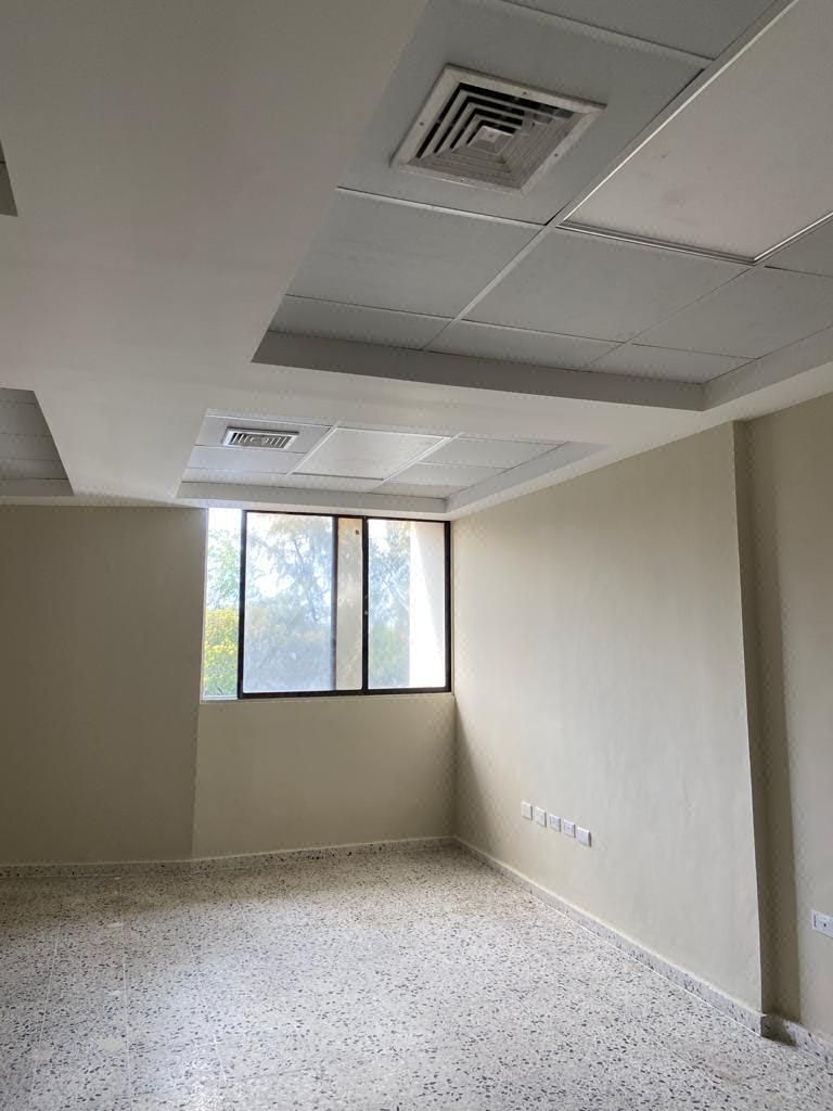 Oficina en El Vergel, Santo Domingo Centro (Distrito Nacional), foto 5 de 18
