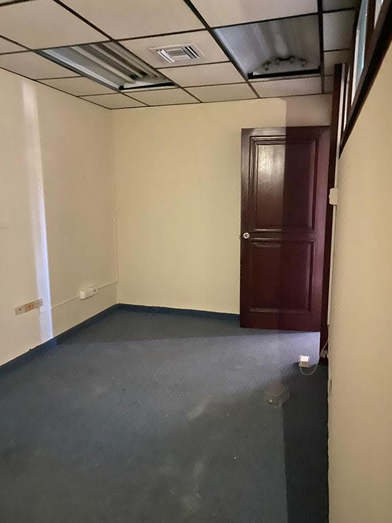 Oficina en El Vergel, Santo Domingo Centro (Distrito Nacional), foto 7 de 18