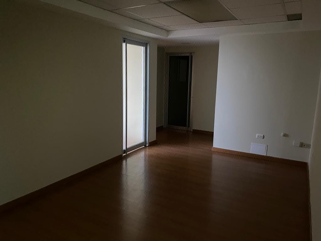 Oficina en El Vergel, Santo Domingo Centro (Distrito Nacional), foto 8 de 18