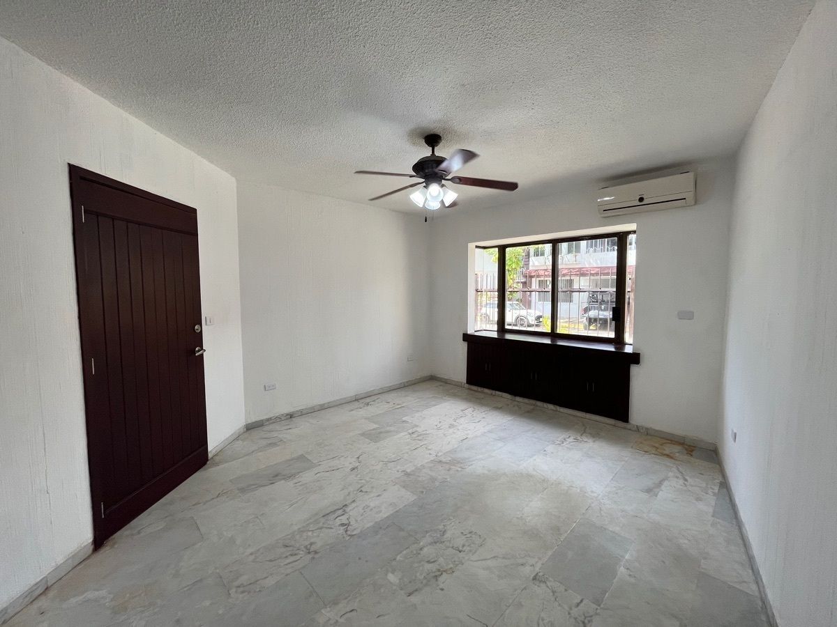 5 de 31: Estudio en planta baja