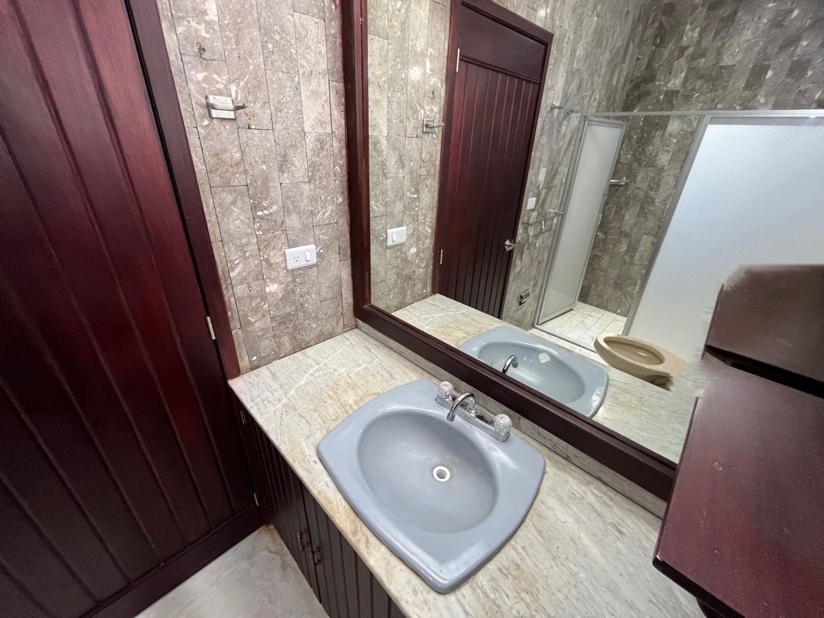 22 de 31: Baño RS 2