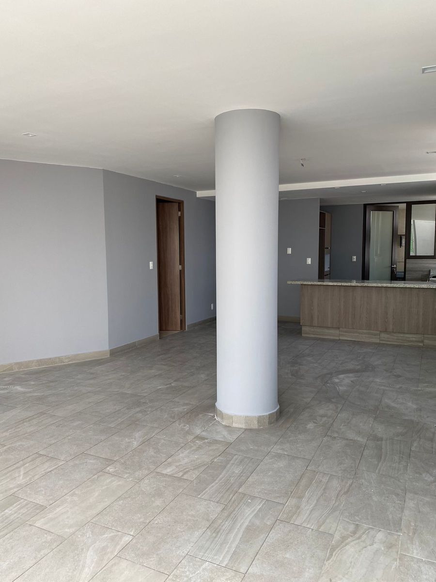 2 of 17: Sala comedor