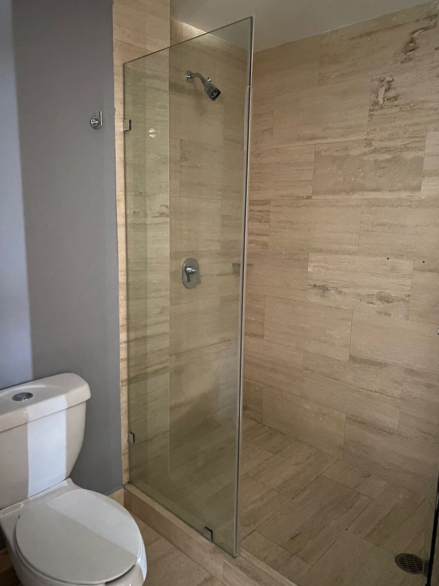 12 de 16: Baño principal 