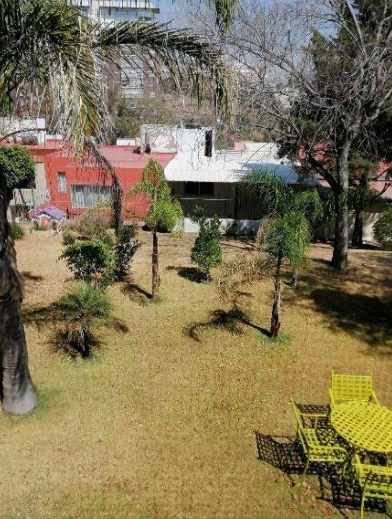 3 de 5: Jardín comunal 1a. Lomas Verdes