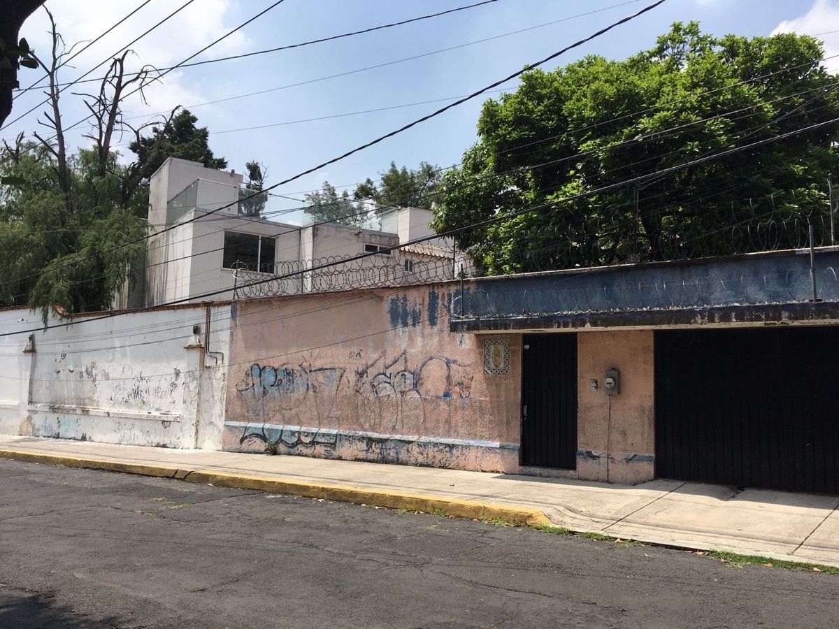 3 de 8