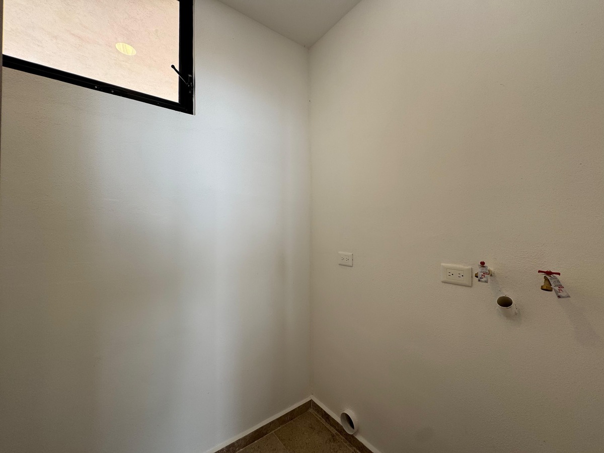 13 de 13: Área de Lavado