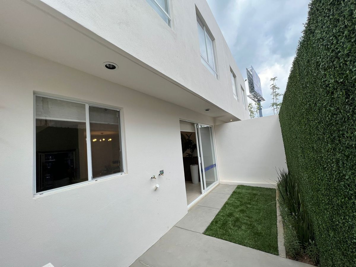 Casa Nueva en VENTA Fraccionamiento privado al norte León Gto modelo  Valenciana