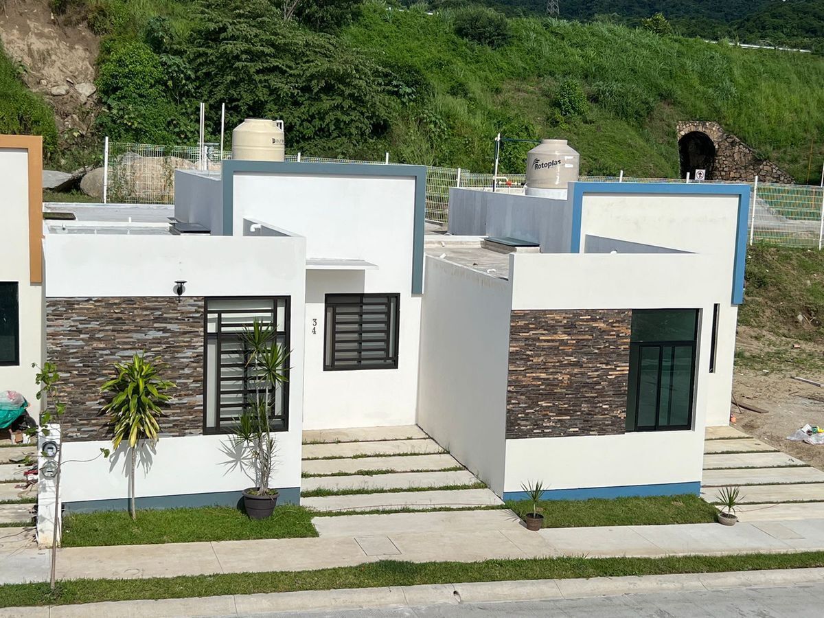 6 casas en venta en Tapeixtles, Manzanillo, Colima 