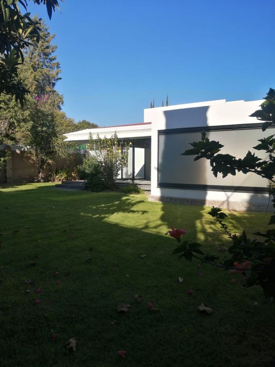 CASA EN VENTA EN CIPRESES, CALZADA ZAVALETA Y RECTA A CHOLULA