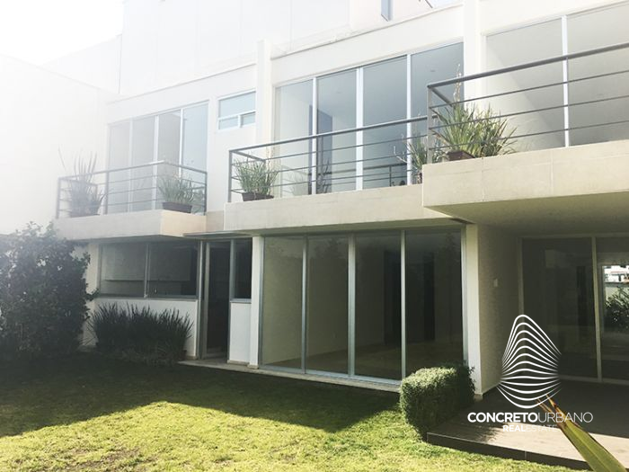 CASA EN VENTA LOMAS DE TECAMACHALCO