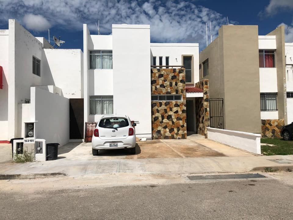 1 de 14: FACHADA