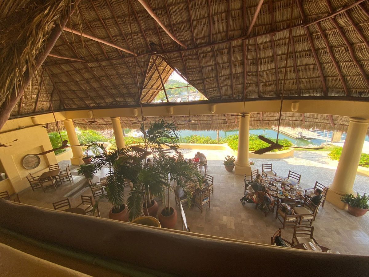 6 de 40: Área de Restaurante