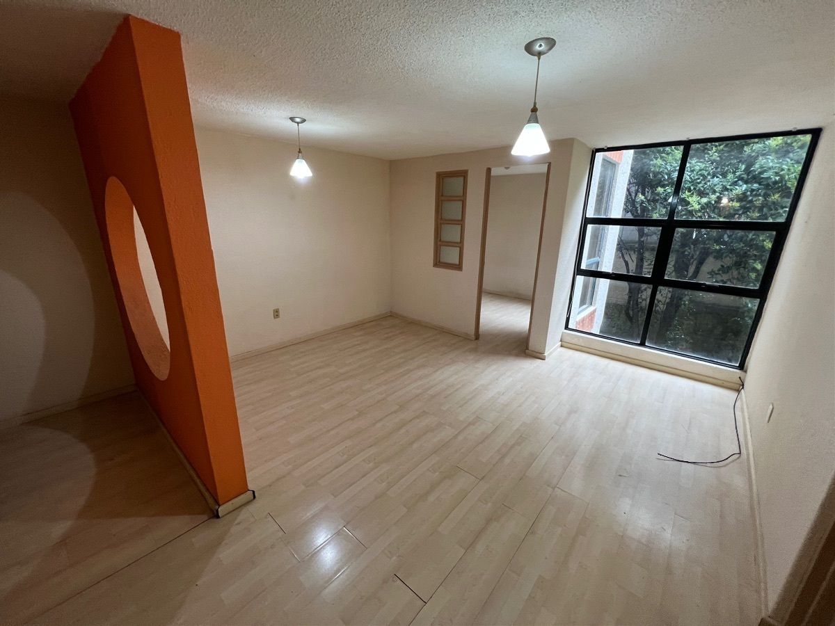 3 de 8: Área de sala y comedor
