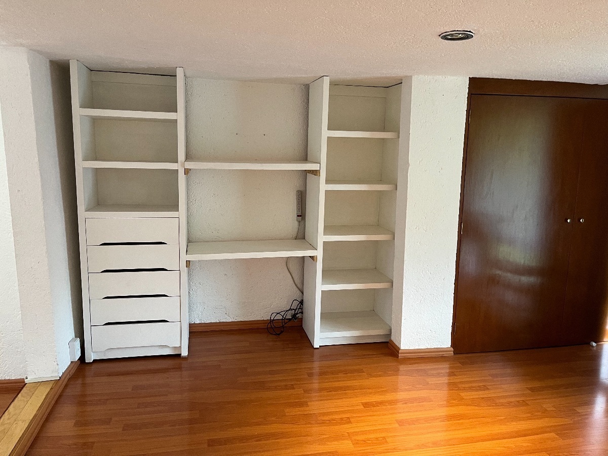 13 de 19: Segundo closet en la recámara