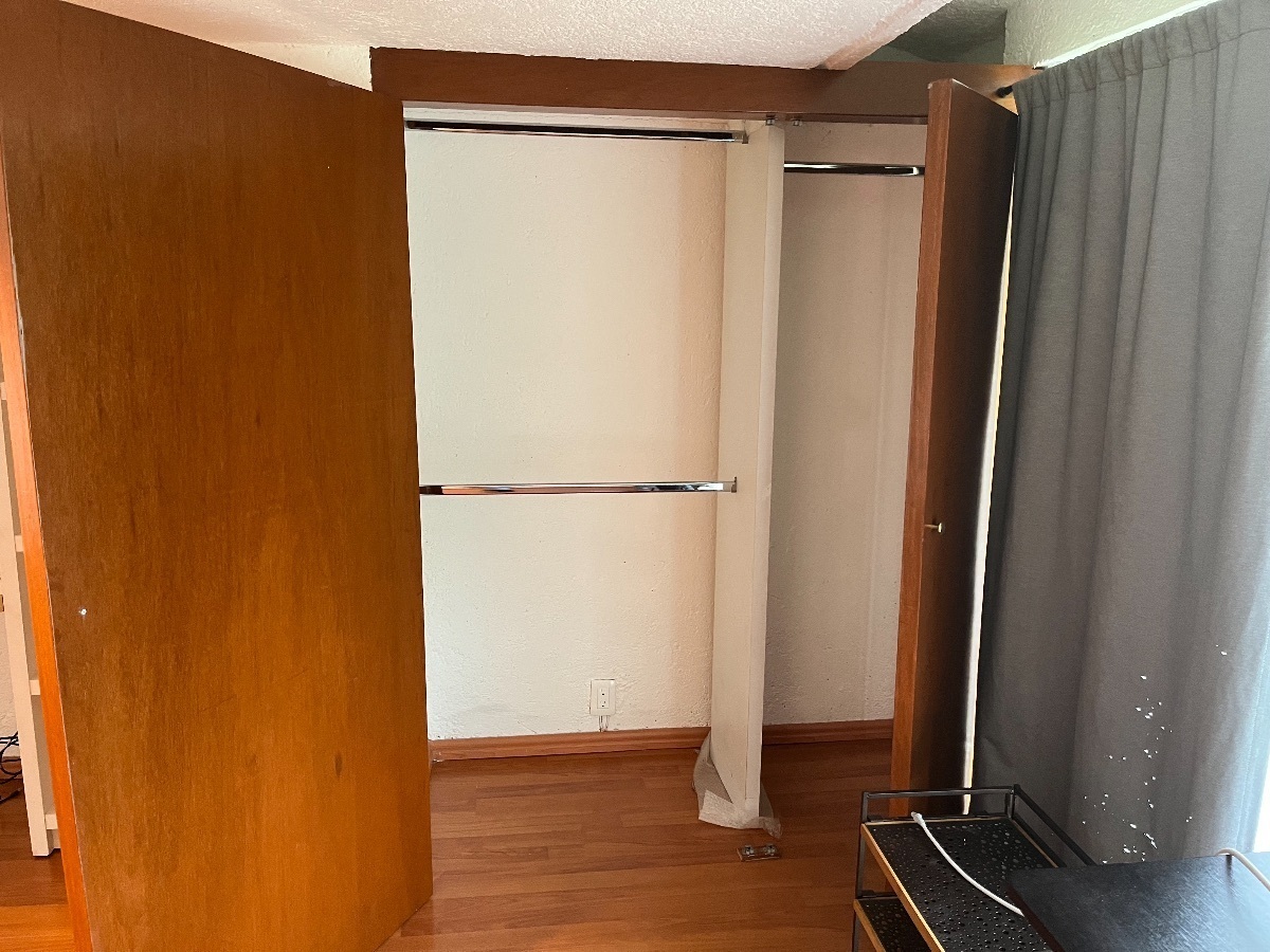 14 de 19: closet