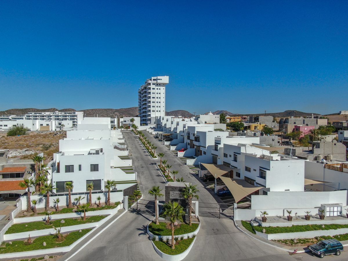 1 de 16: Acceso a condominios